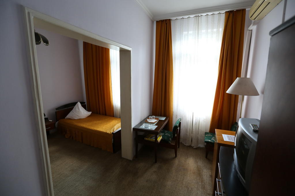 Banat Hotell Bucureşti Rom bilde