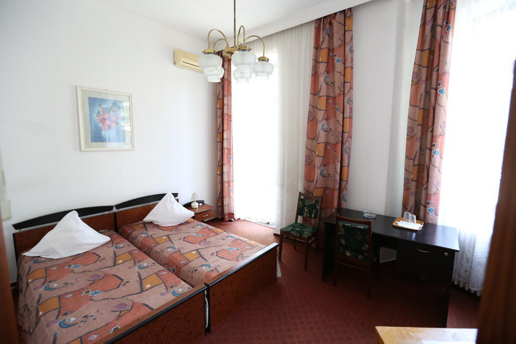 Banat Hotell Bucureşti Rom bilde